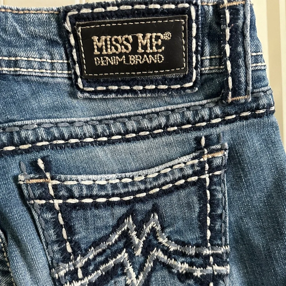 Miss Me Capri Jeans JD1034P3 size 28 - Picture 4 of 5